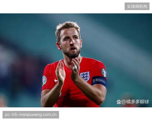 捷克队或利用身高优势主打高空球战术,中场球员的第二落点控制是关键。 捷克队或利用身高优势主打高空球战术,中场球员的第二落点控制是关键。